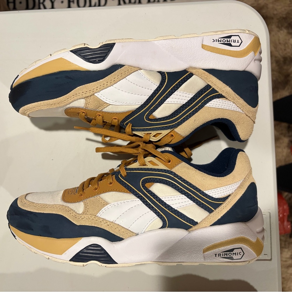 Puma Women's Sneakers - White and Tan